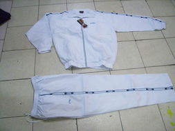 李寧運動套裝全渠道供應 福州榮登貿易引領鞋帽、服飾與童裝零售批發