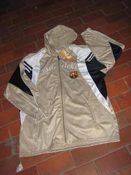 福州榮登貿易 一站式鞋帽、服飾及童裝運動休閑套裝零售與批發